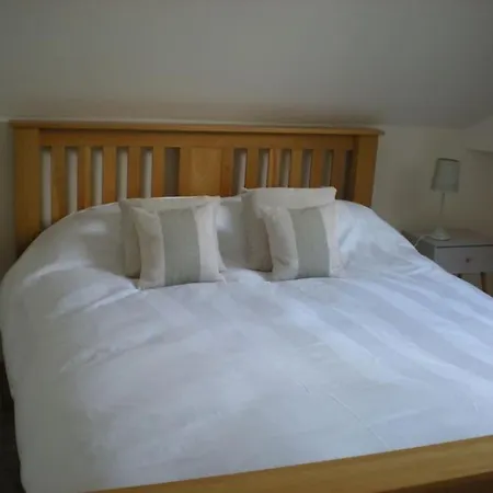 Beautiful Gate House A 4 Minute Walk From Beach Bognor Regis Exterior photo